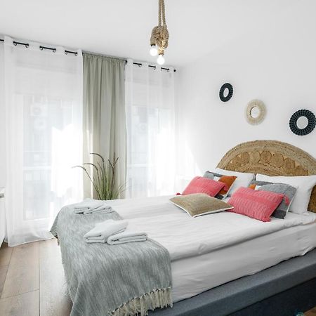 Sleepway Apartments - Boho Dream Poznan Exterior foto